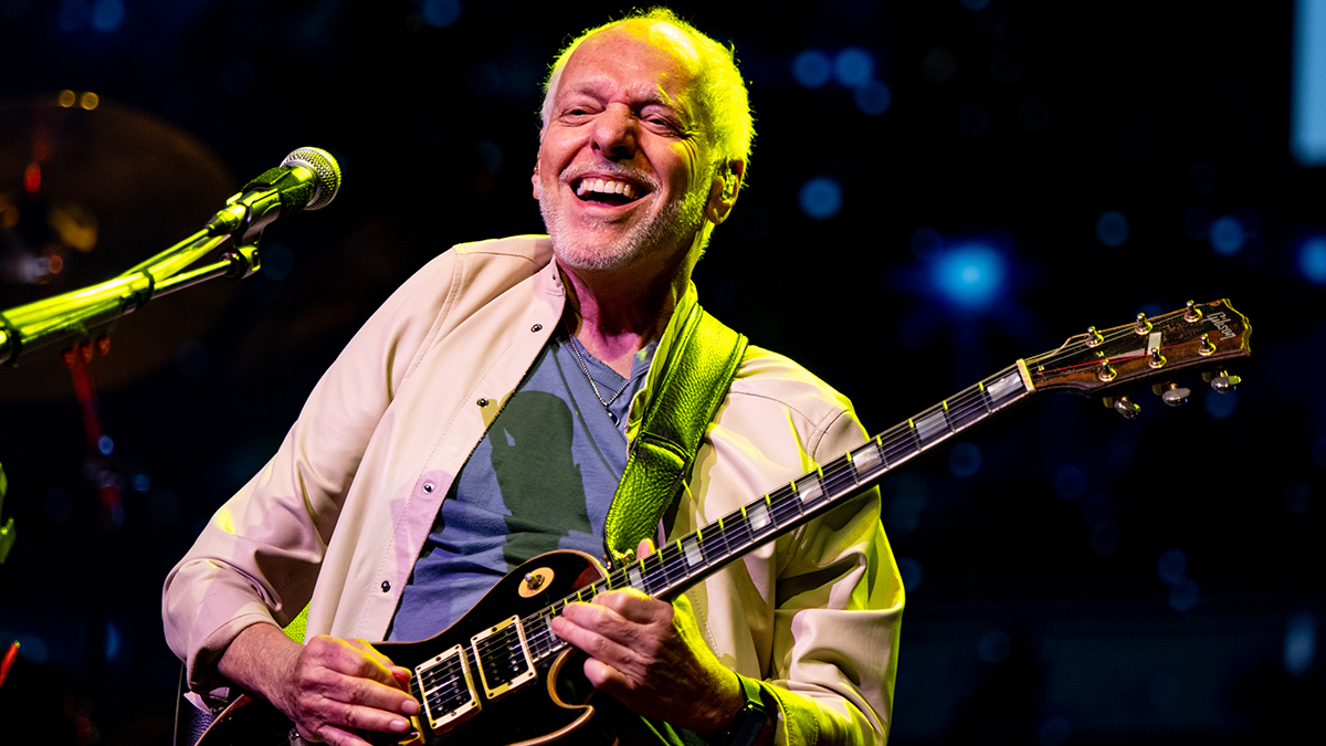 Peter Frampton performs onstage at Yaamava&rsquo; Theater at Yaamava&rsquo; Resort &amp; Casino on June 23, 2025 in Highland, California